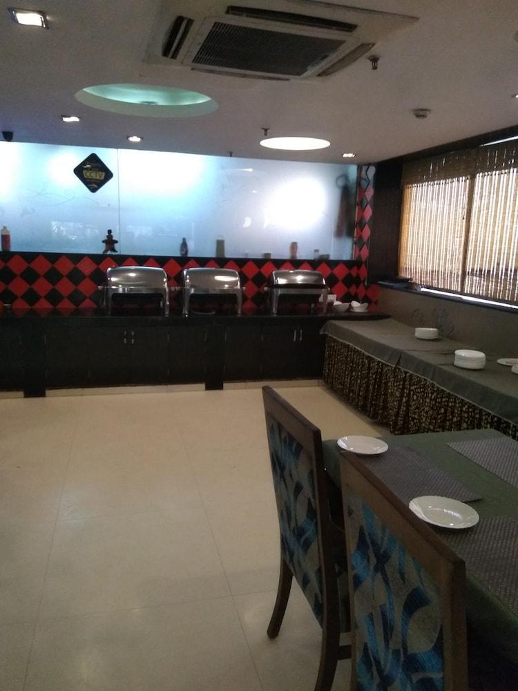 Chandīgarh Hotel Rajshree & Spa מראה חיצוני תמונה