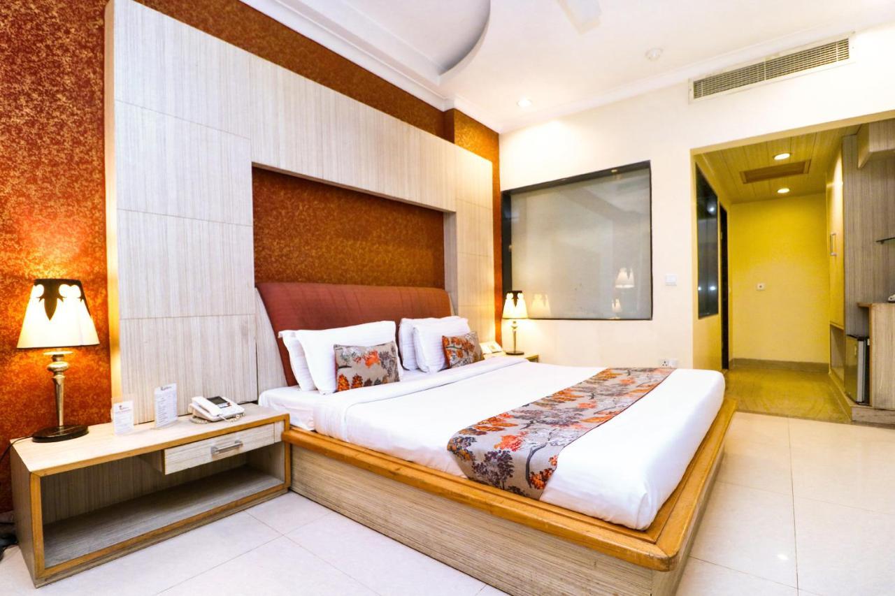 Chandīgarh Hotel Rajshree & Spa מראה חיצוני תמונה
