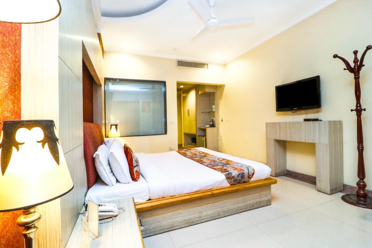 Chandīgarh Hotel Rajshree & Spa מראה חיצוני תמונה