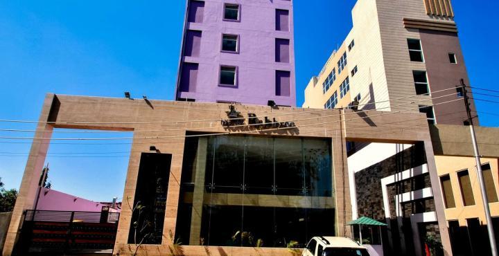 Chandīgarh Hotel Rajshree & Spa מראה חיצוני תמונה