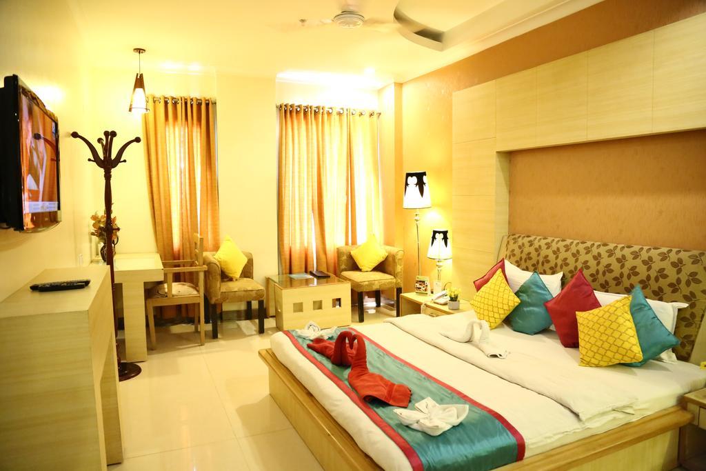 Chandīgarh Hotel Rajshree & Spa מראה חיצוני תמונה