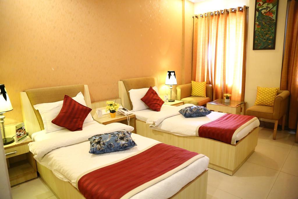 Chandīgarh Hotel Rajshree & Spa מראה חיצוני תמונה