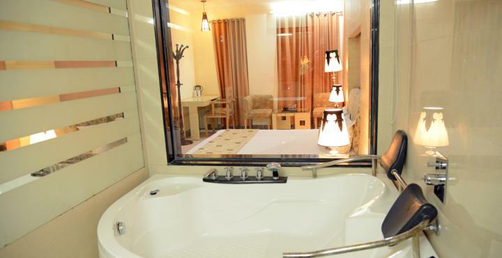 Chandīgarh Hotel Rajshree & Spa מראה חיצוני תמונה